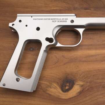 1911 Frame, Commander, Deep Cut 25 LPI Checkering, NO Ramp Cut/.45 ACP